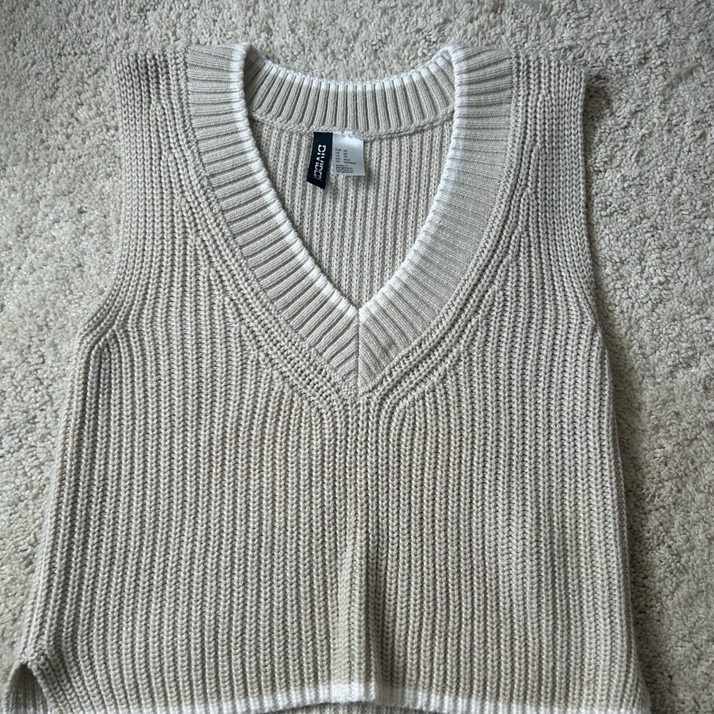 H&M Cream V-Neck Sweater Vest